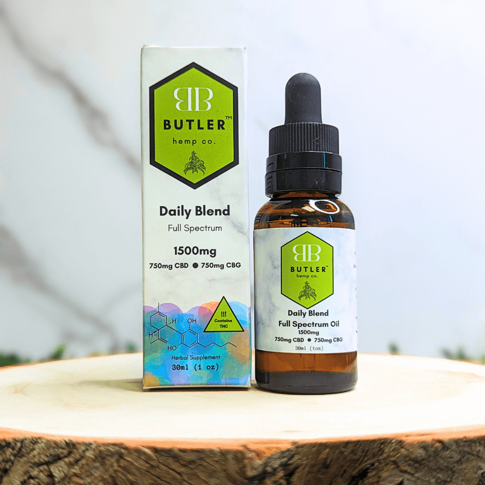 Our newly reformulated Daily Blend Full Spectrum Oil binds to endocannabinoid receptors to help manage pain, minimize stress, and promote increased focus, providing overall balance and calm to both body and mind. The best part is that it's made with naturally occurring plant ingredients that don't cause unwanted side effects or damage and are non-addictive.